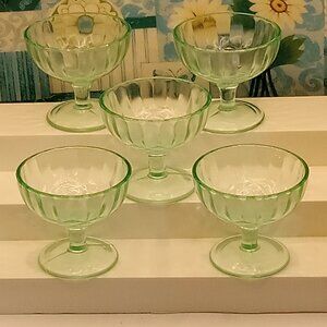 Hazel Atlas Green Footed Sherbet Uranium Glass Fish Scale Pattern Glow 3 Oz 5 Pc